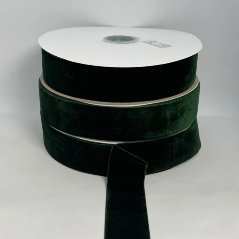 Стрічка оксамит 3.8 см (25 ярдів/22,75 м.), 93 темний зелений