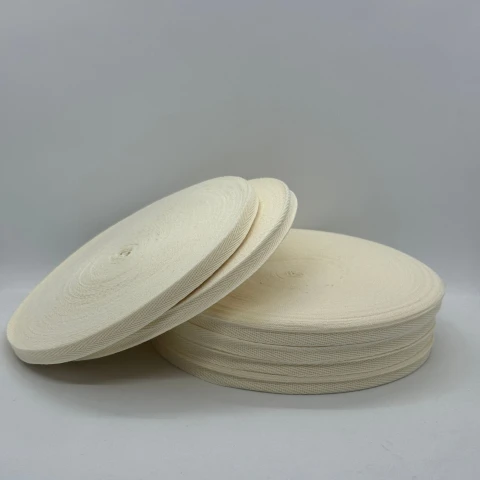 Стрічка кіпер 1 см (40) (40м.), 2005 темно молочний