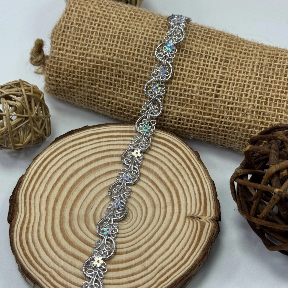 Тасьма люрекс 13-2264 (20 ярдів/18,28 м.), срібло