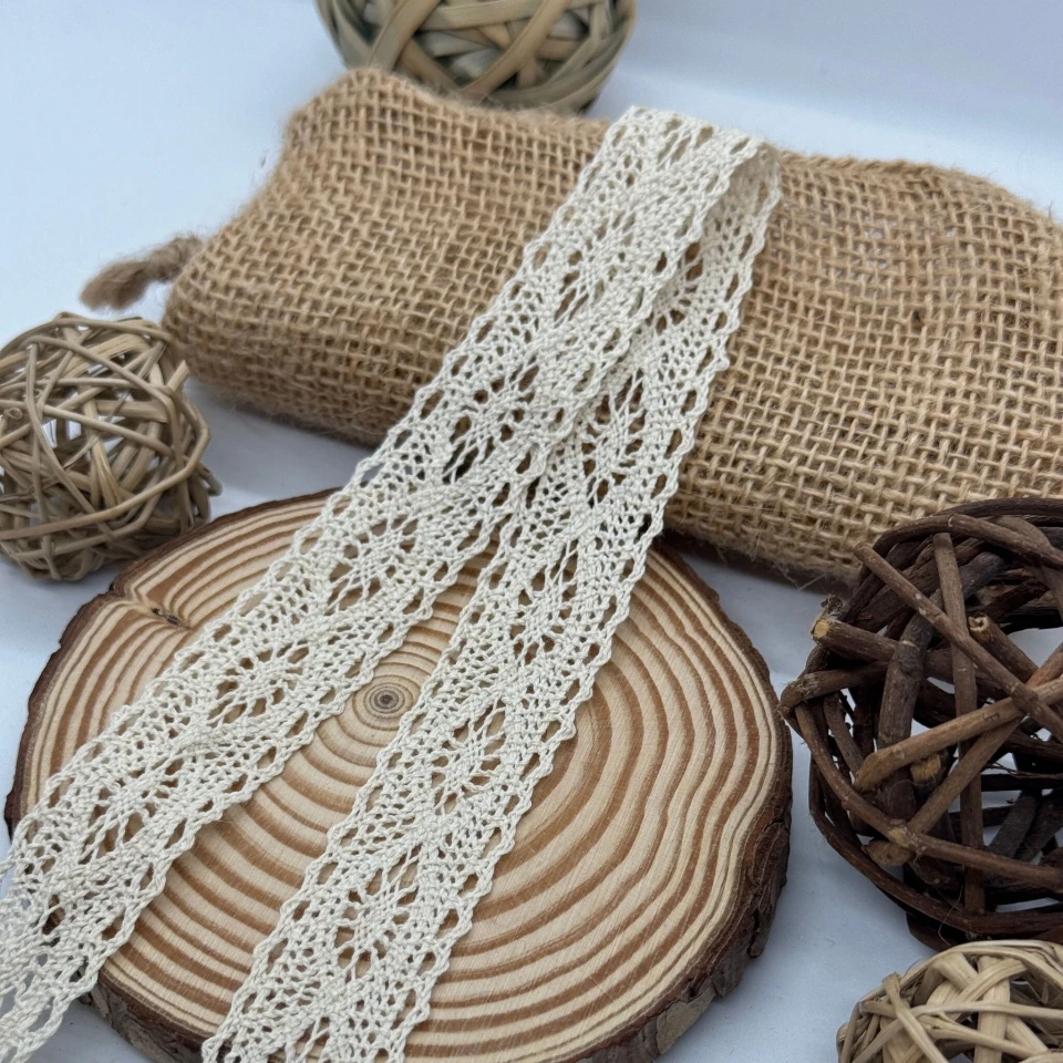 Мереживо макраме 5106 2,5 см (300 ярдів/274,3 м. ) , бежевий