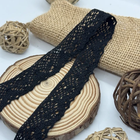 Кружево макраме 8467 2,5 см (200 ярдов/182,8 м.), черный