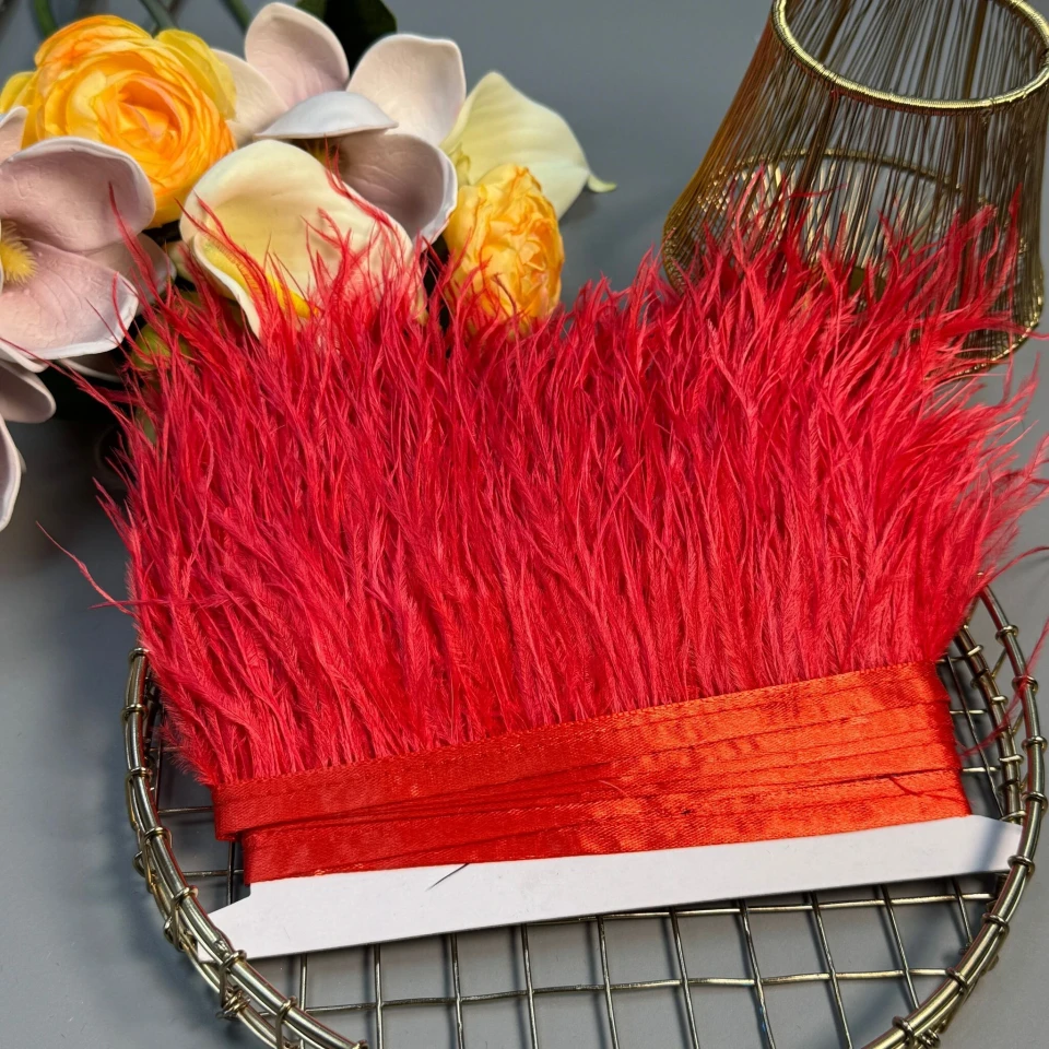 Пір'я на тасьмі 7-10 см (10 метрів), 40 червоний