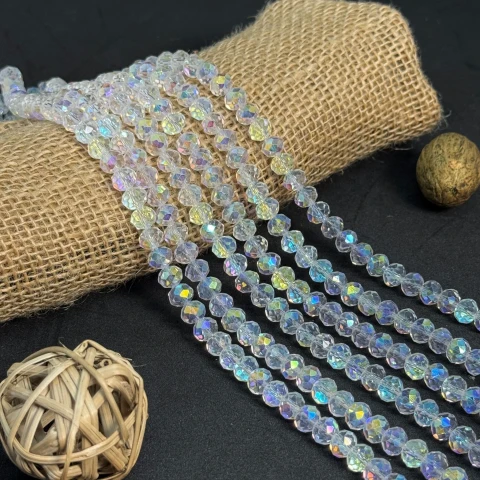 Хрусталь на нитці 8 мм (10*63 шт.), М092 білий перламутр