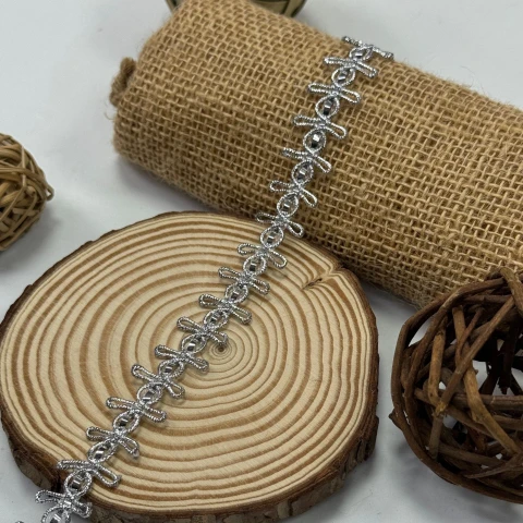 Тасьма люрекс 8233 (20 ярдів/18,28 м.), срібло