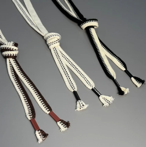 Шнурок широкий зіг-заг (140 см), чорний + білий