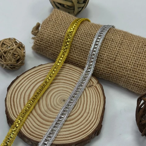 Тасьма люрекс 13-6635 (20 ярдів/18,28 м.), золото