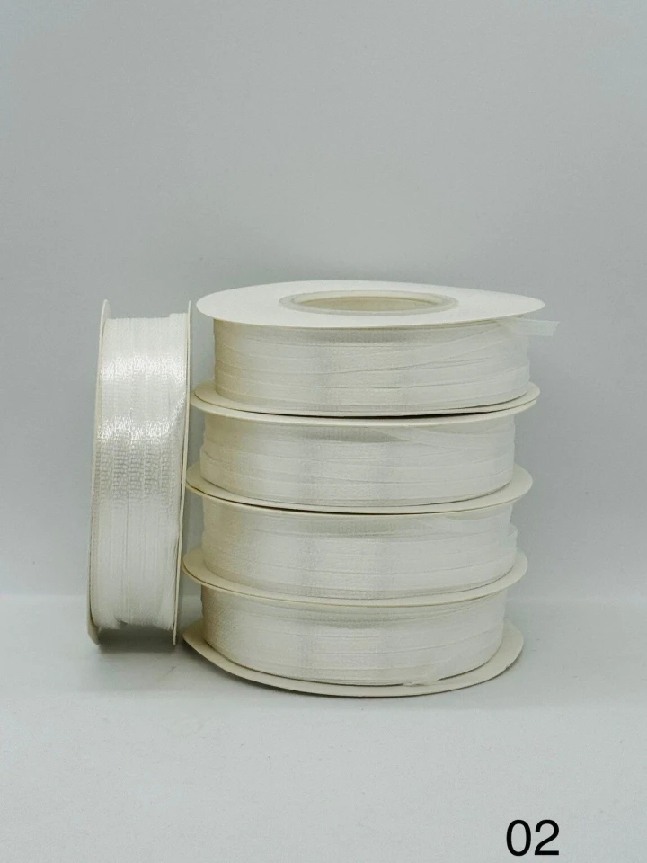 Стрічка атласна 0.3 см (5*100 ярдів), айворі (white)