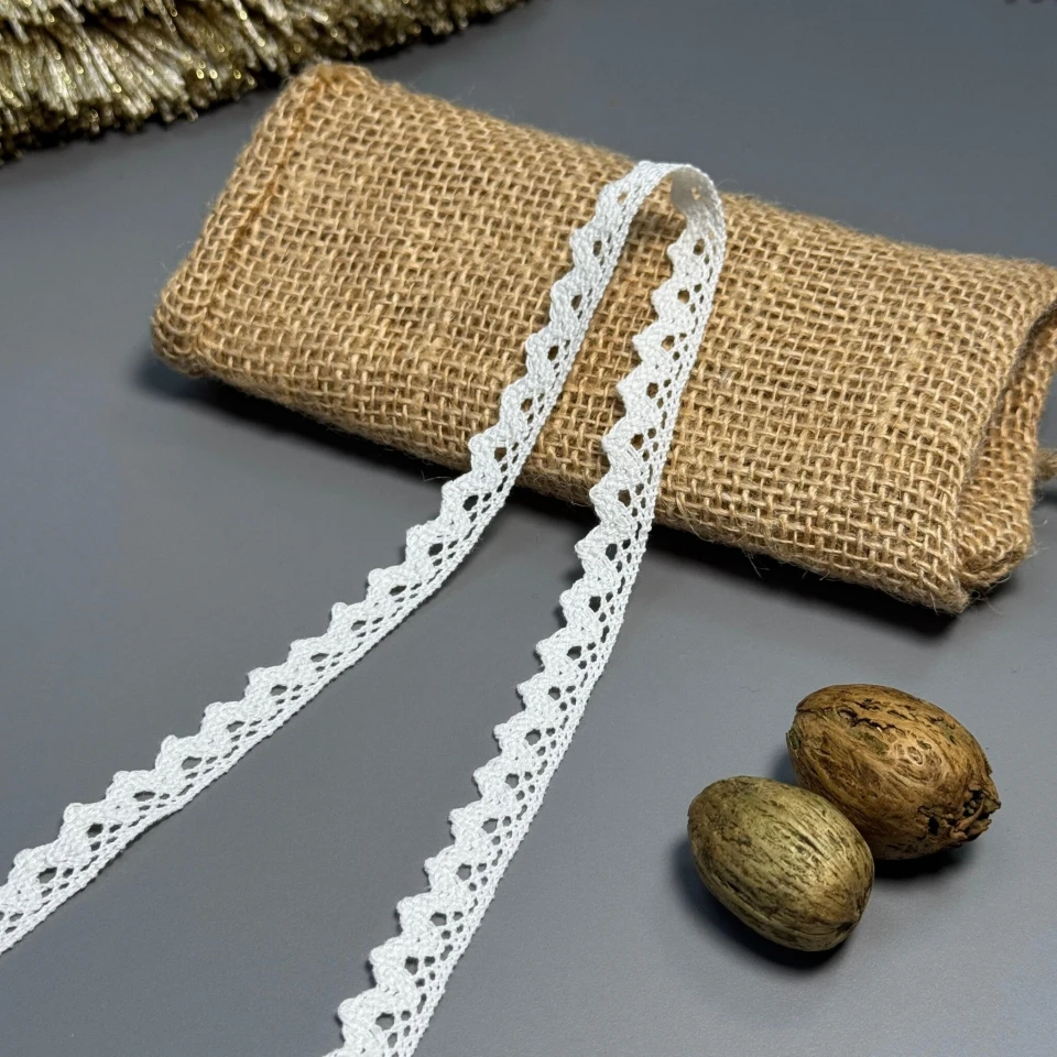 Кружево макраме 6073-4 1,5 см.(300 ярдов/274,3 м.), молочный