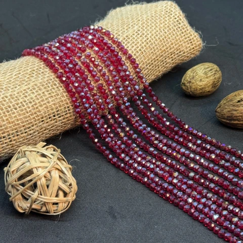 Хрусталь на нитці 4 мм (10*113 шт.), М105 червоний АВ