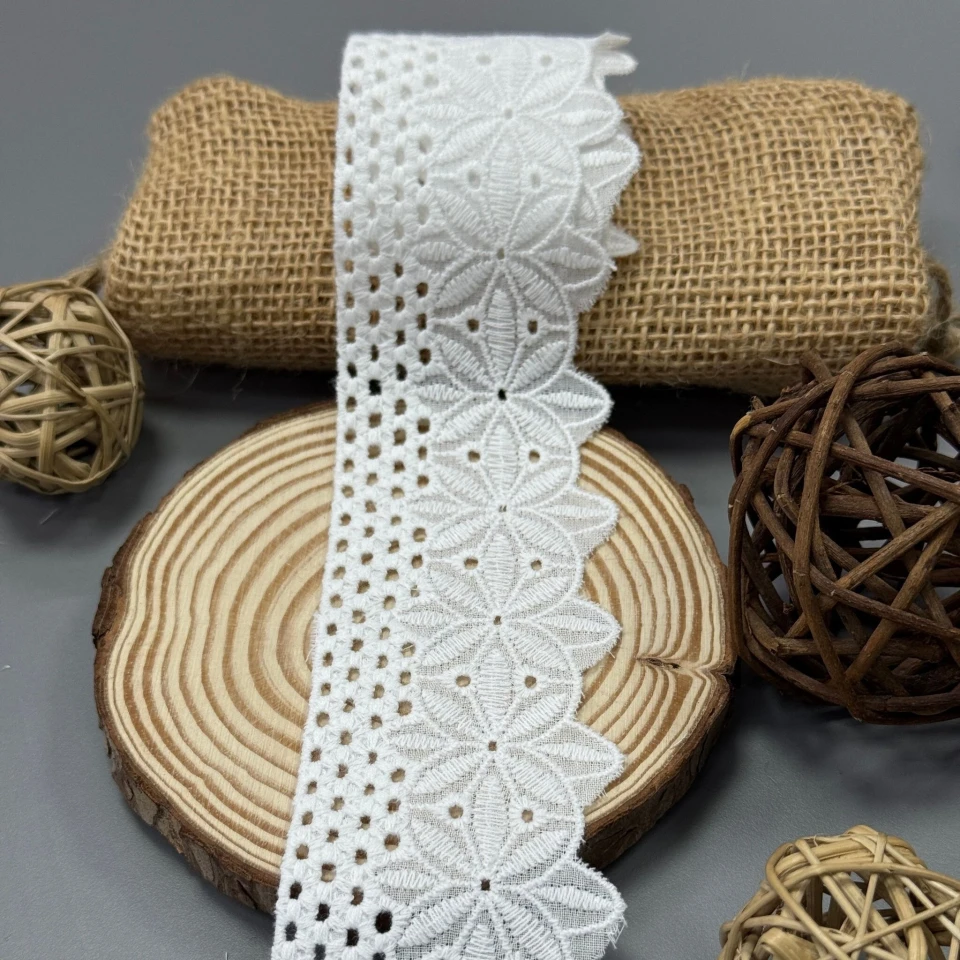 Кружево отделочное 8160 без края 5,5 см.(32 ярдов/29,2 м.), белый