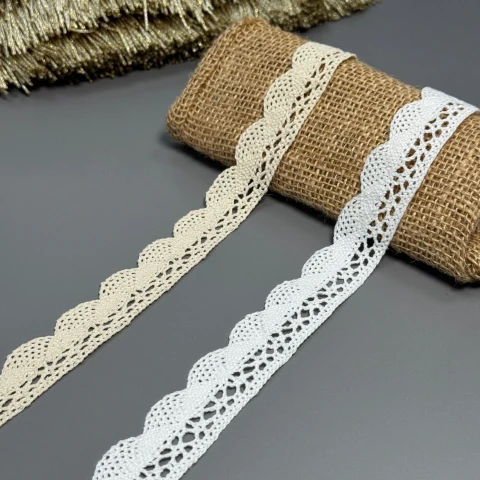 Мереживо макраме 13-4 2 см.(200 ярдів/182,8 м.), молочний