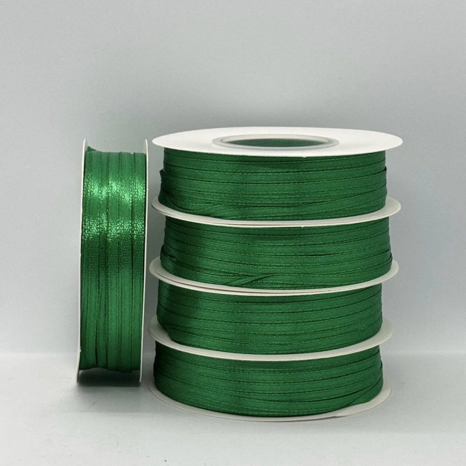 Стрічка атласна 0.3 см (5*100 ярдів), 76 зелена спаржа