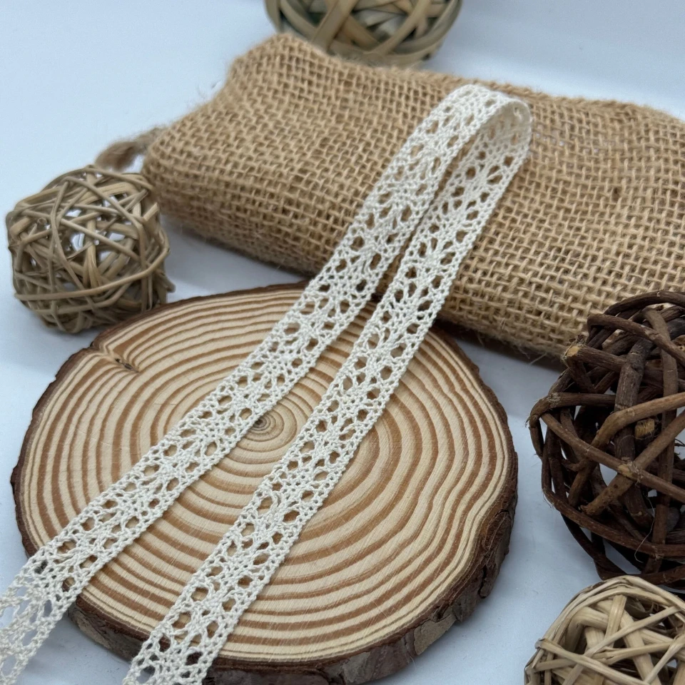 Мереживо макраме 8456 1,5 см (300 ярдів/274,3 м.), молочний