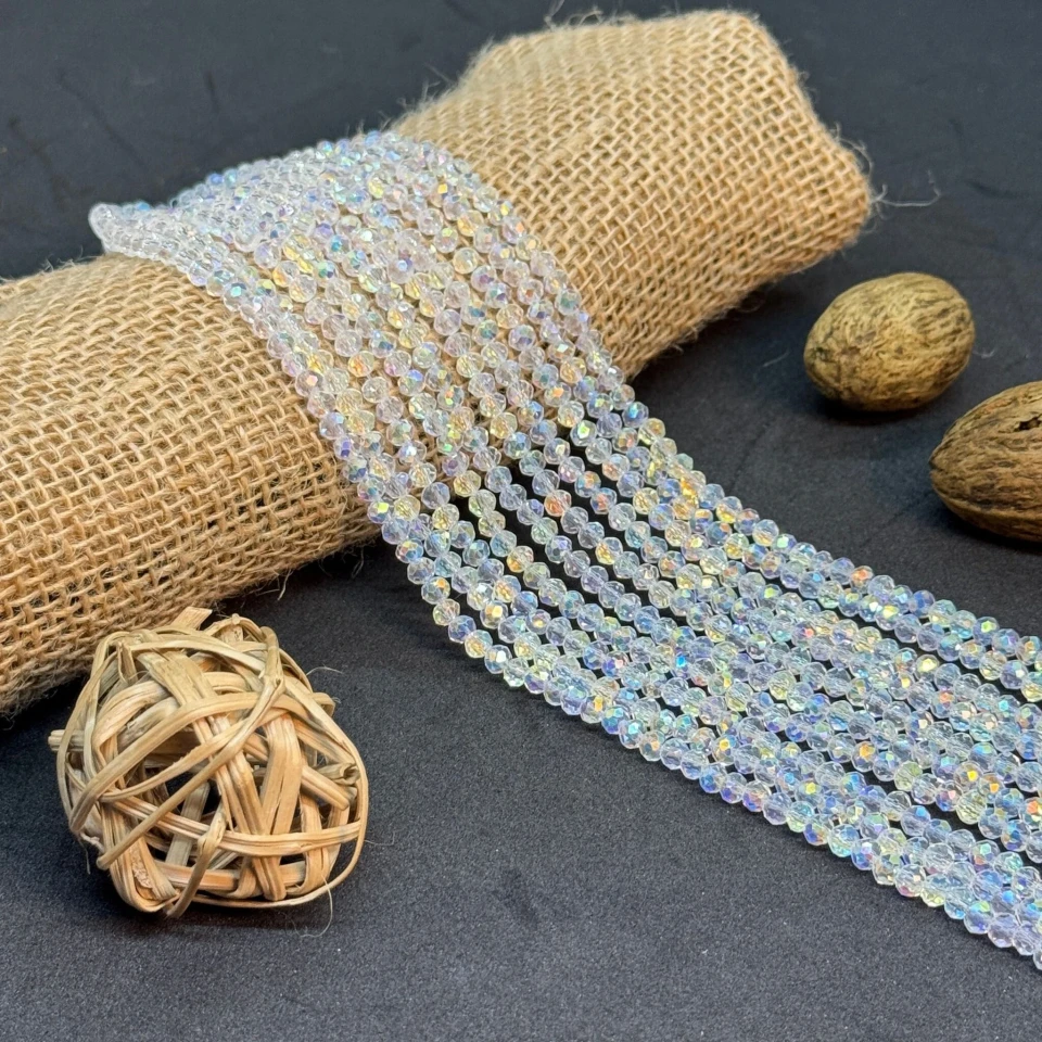 Хрусталь на нитці 4 мм (10*113 шт.), М092 білий перламутр