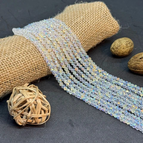 Хрусталь на нитці 4 мм (10*113 шт.), М092 білий перламутр