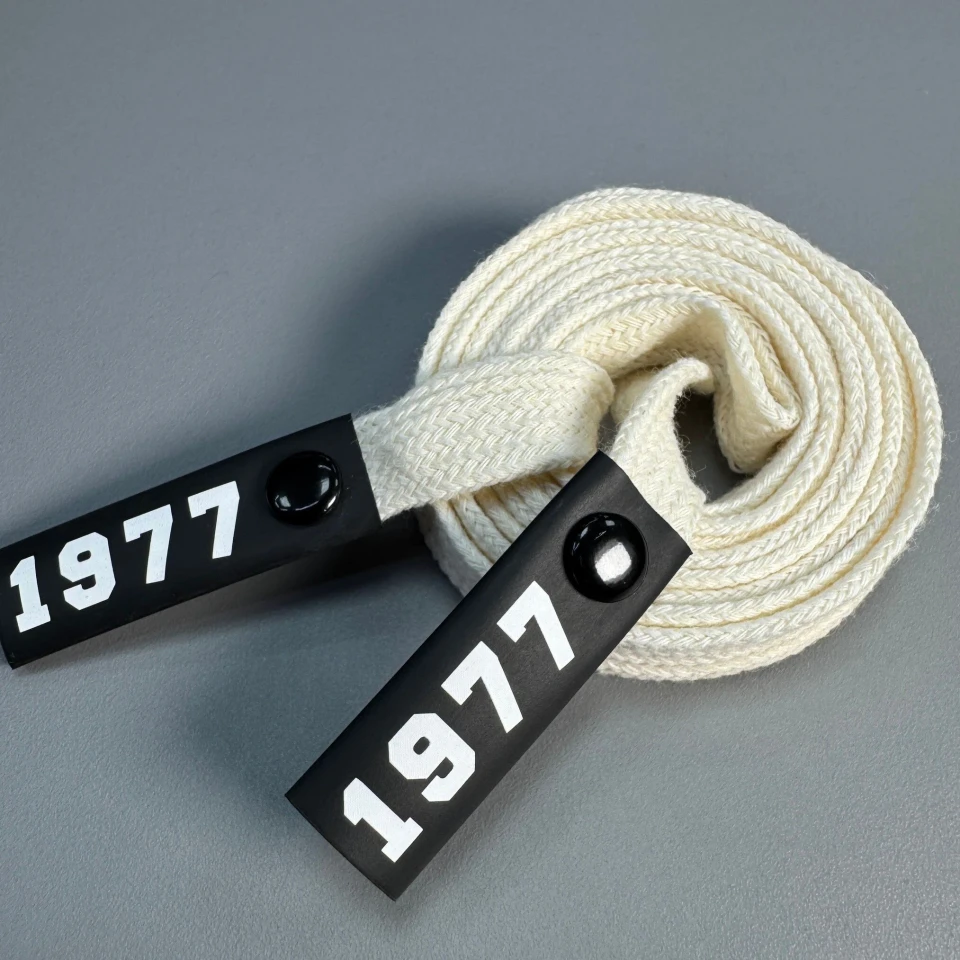 Шнурок в штани 1977 (140 см), білий