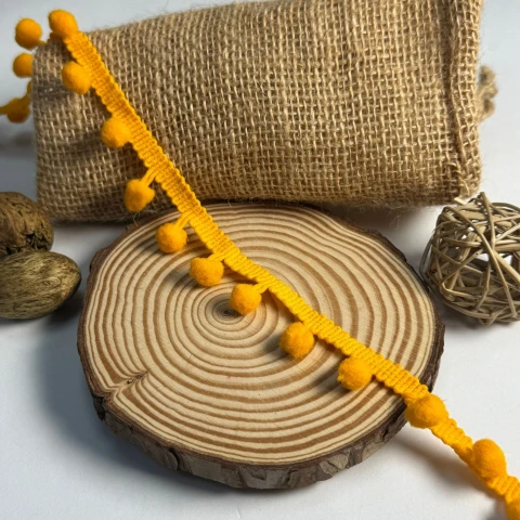 Тасьма з пампонами 6666-2 (20 ярдів/18,28 м.), 17 жовтий