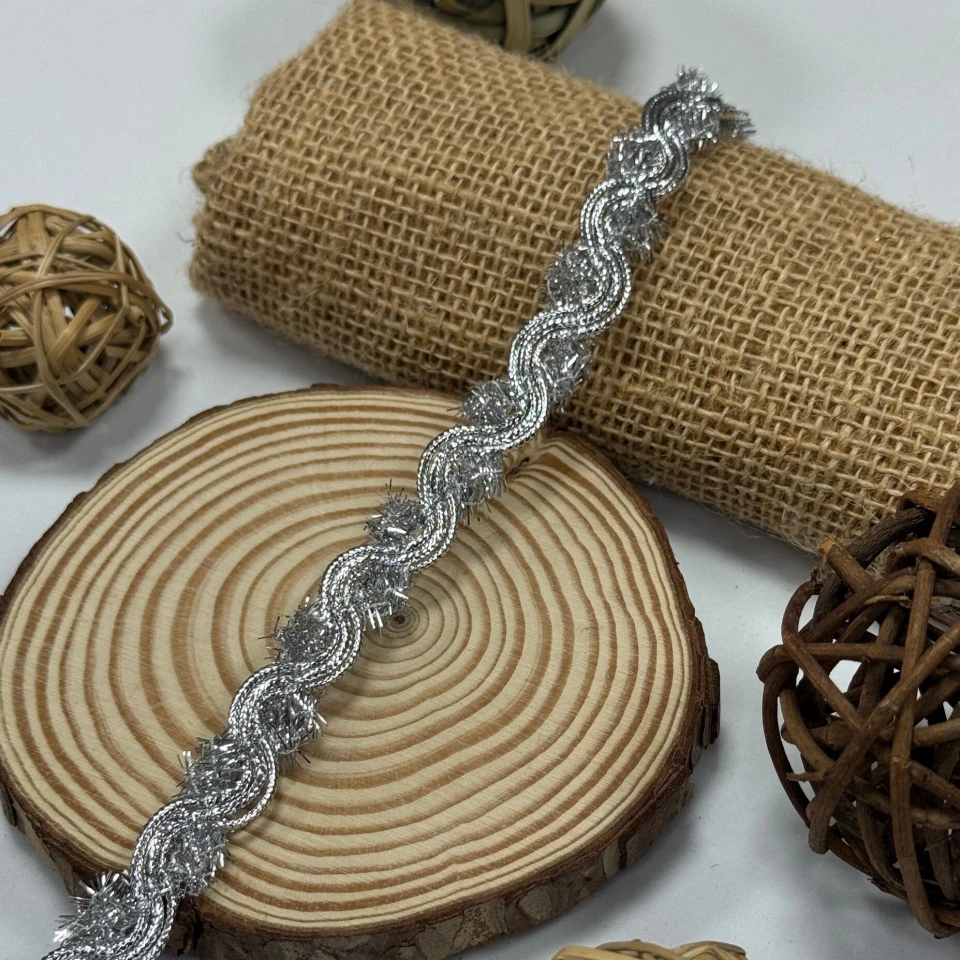 Тасьма люрекс 9724 (20 ярдів/18,28 м.), срібло